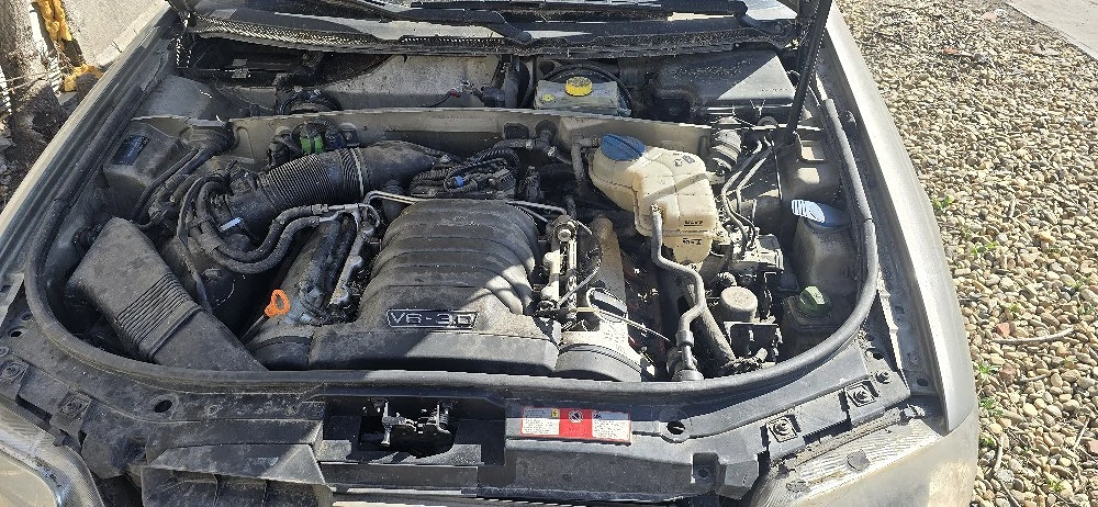   audi a6 3.0 benzină v6 Quattro schimb cu t4 sau dubiță