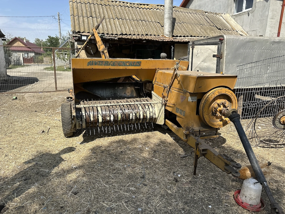 Presa de balotat 2500 Euro Buc