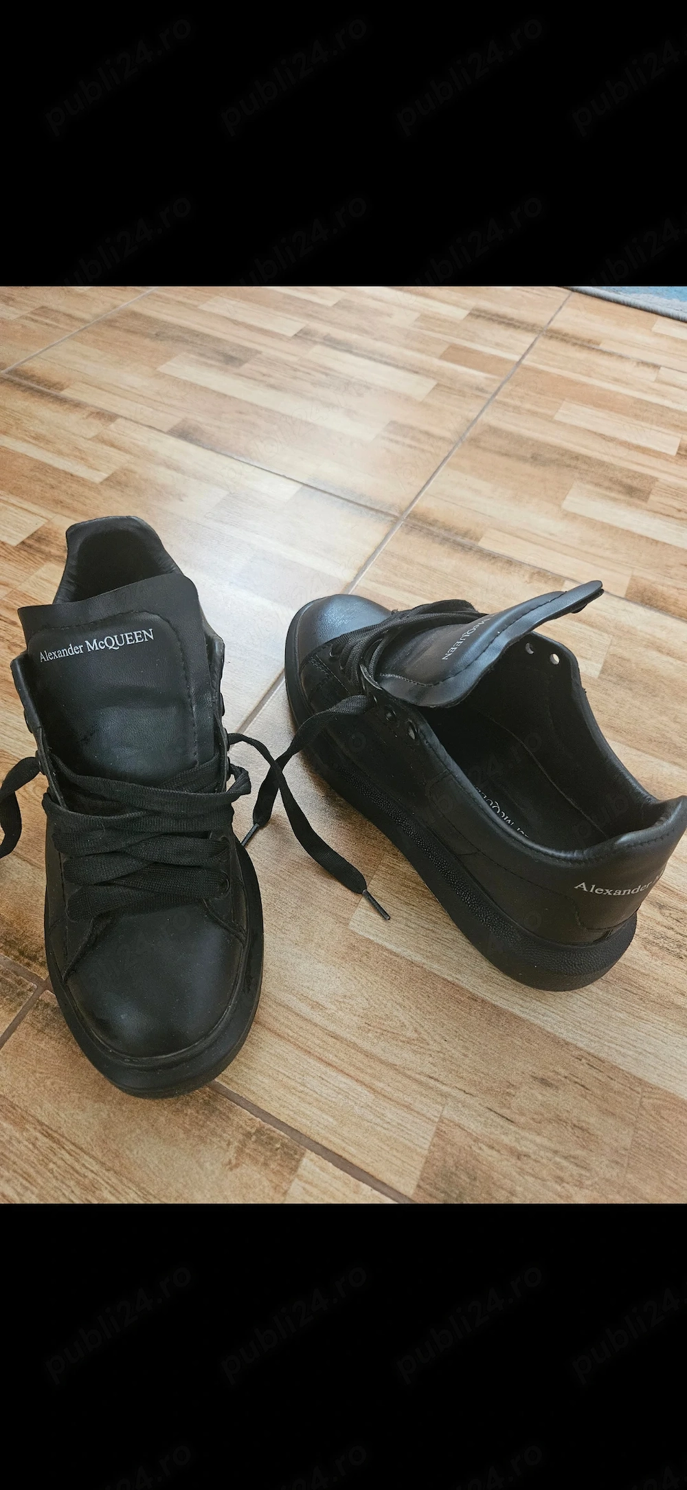 Adidasi Alexander Mcqueen aproape noi , originali !!! 