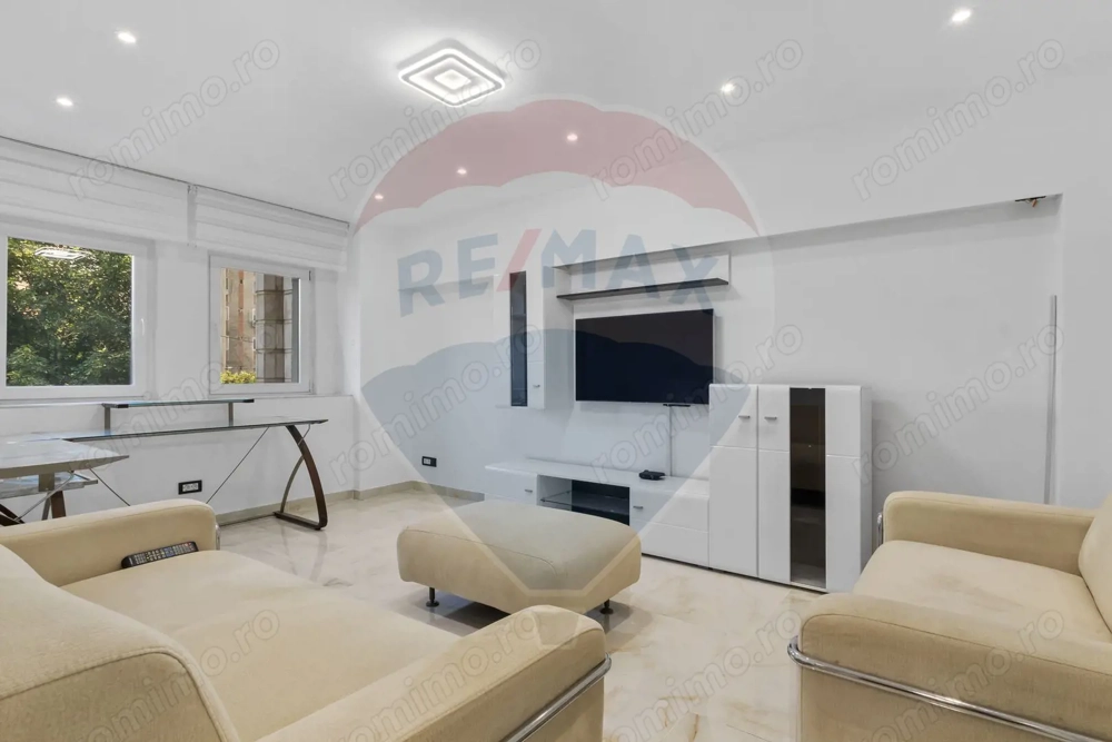 Apartament modern cu 3 camere de închiriat - zona Băncilor