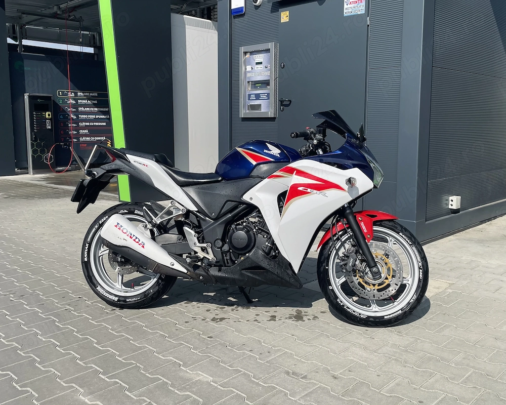 Honda CBR 250R 2011 - ABS