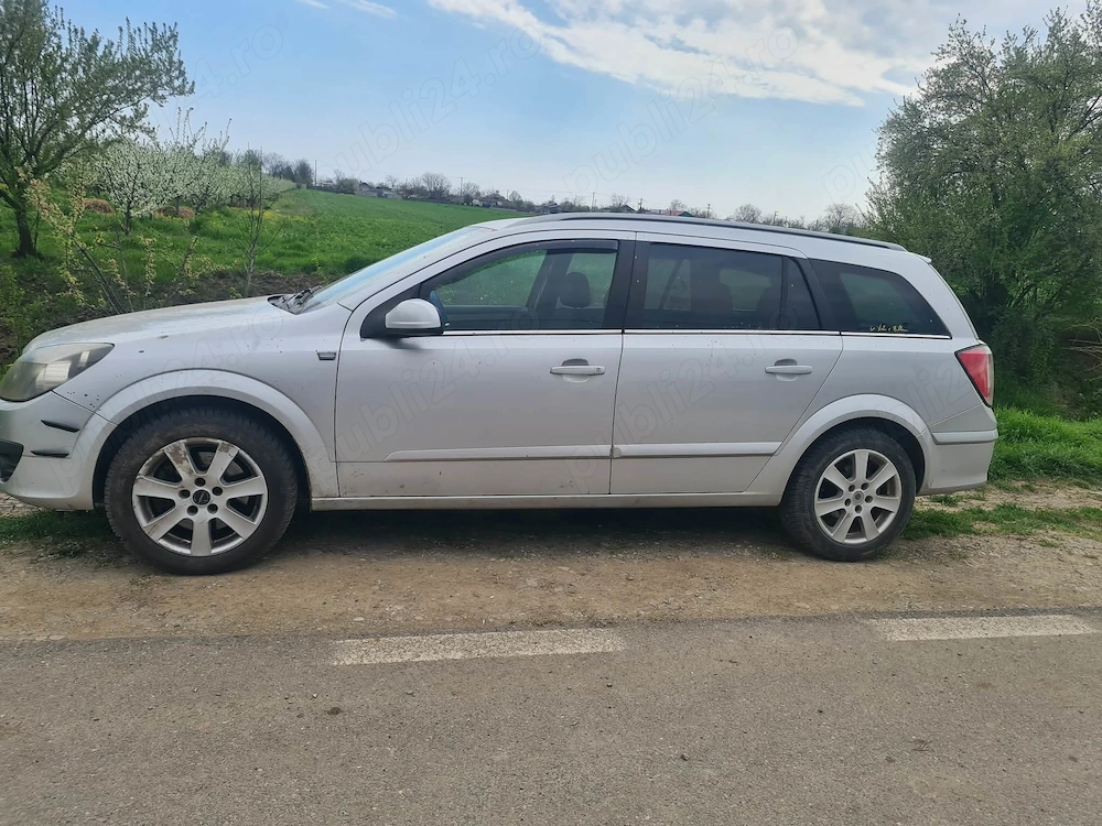 Vând Opel Astra H motor 19 