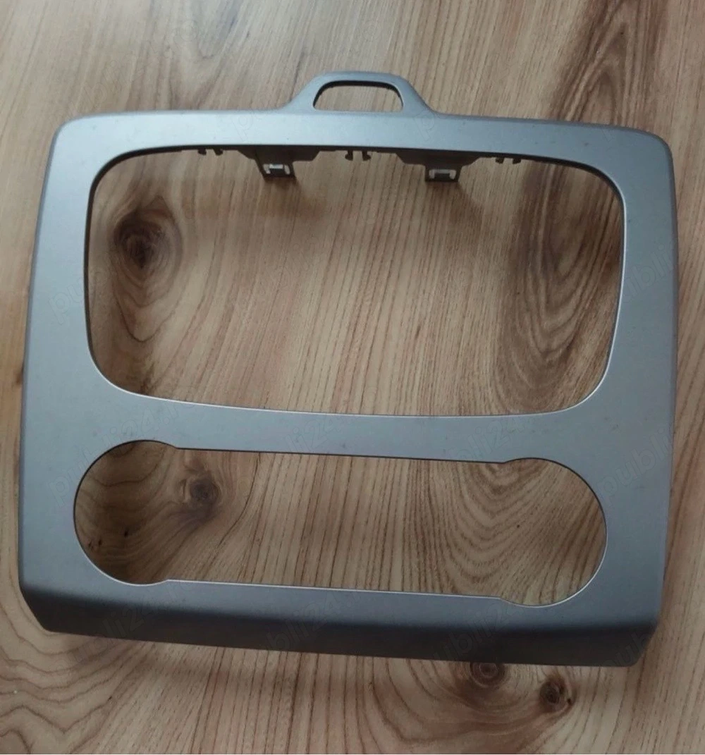 Rama casetofon Ford focus impecabila