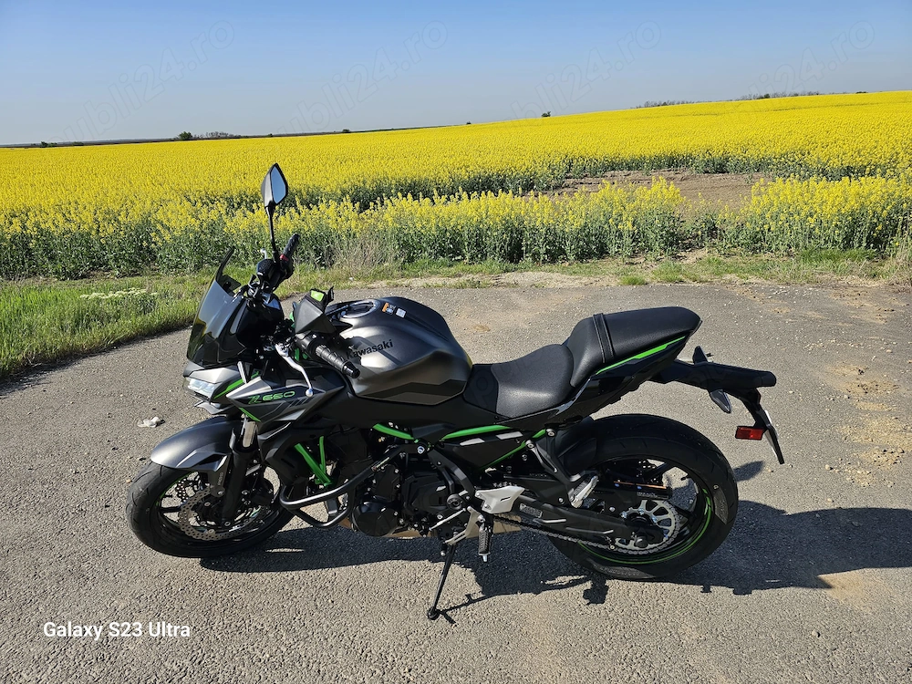 Kawasaki z650 impecabil. 