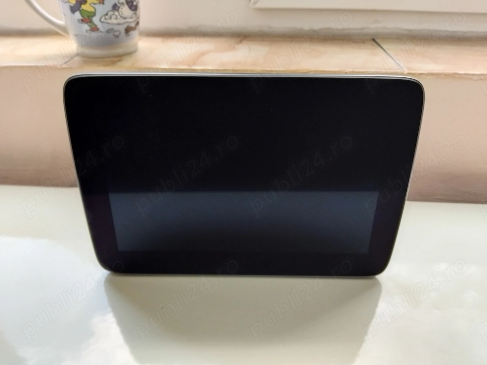 Display navigație Mercedes oled mare