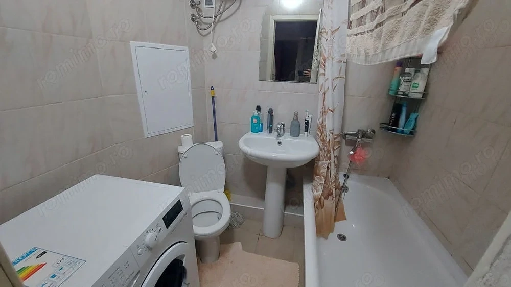 Apartament modest de vanzare Blascovici 