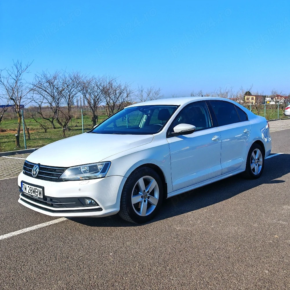 Volkswagen Jetta Facelift 2016 2.0 TDI Navi Scaune incalzite Senzori parcare