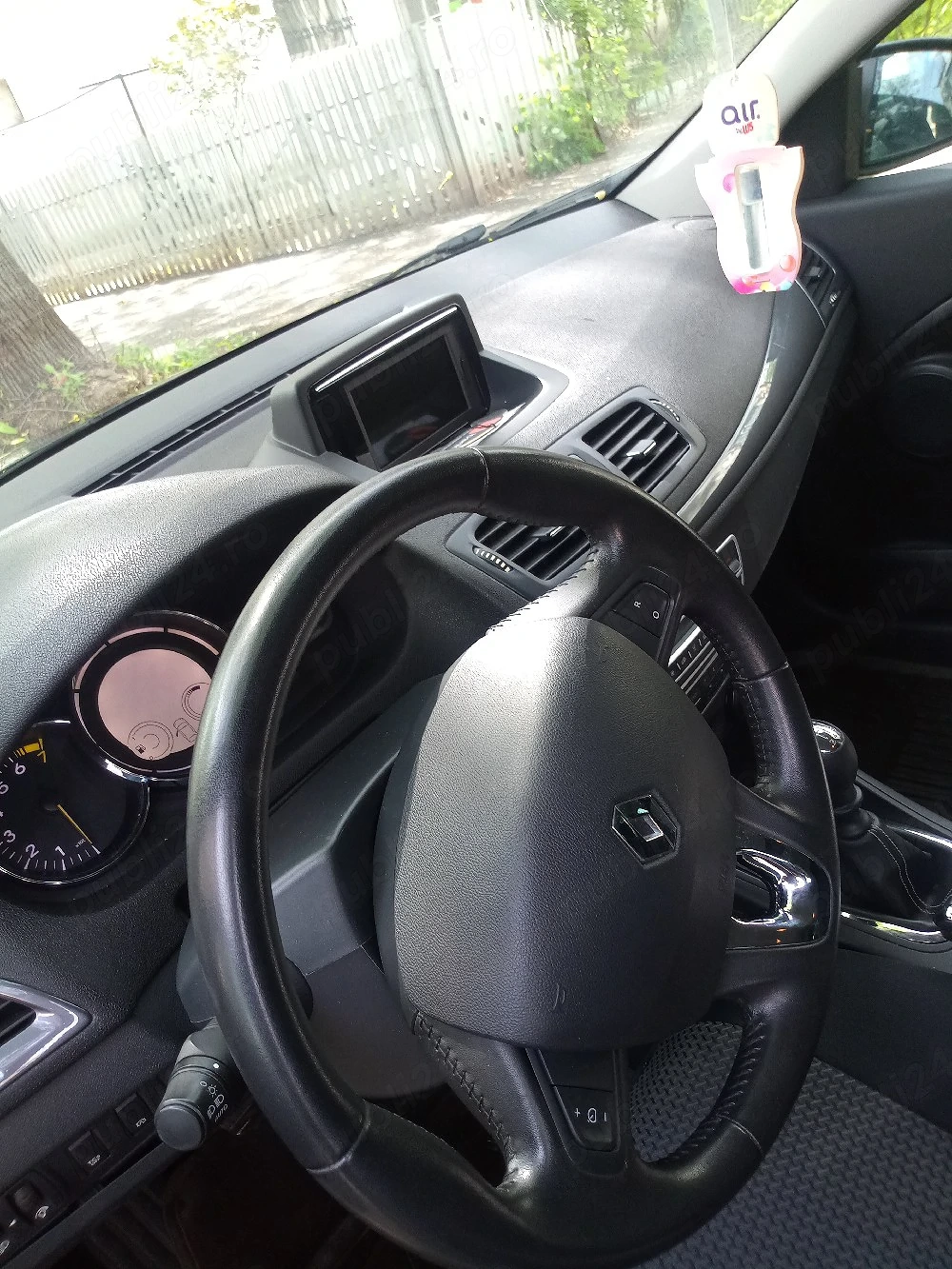 Renault Megane Benzina An 2015 Km 105260 Motor 1200  130C Revizie completă Schimb ulei filtre!