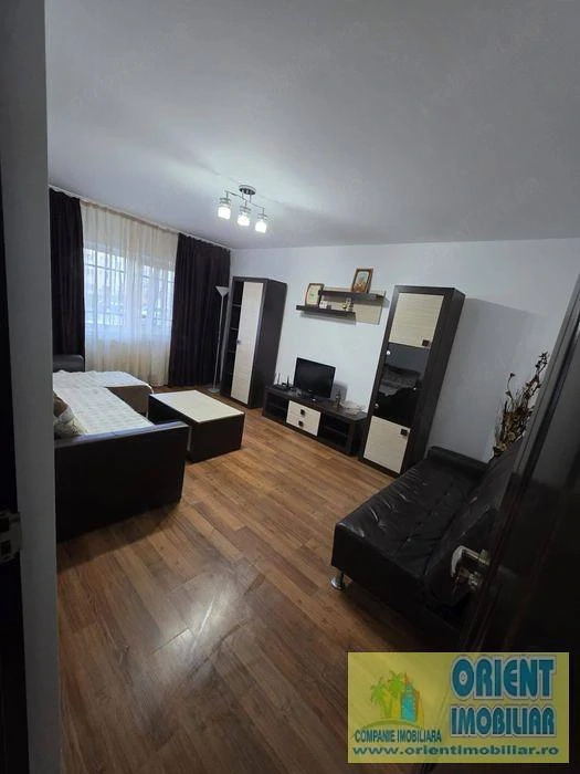 Tomis 3, de vanzare 2 camere, decomandat, parter, gaze, mobilat