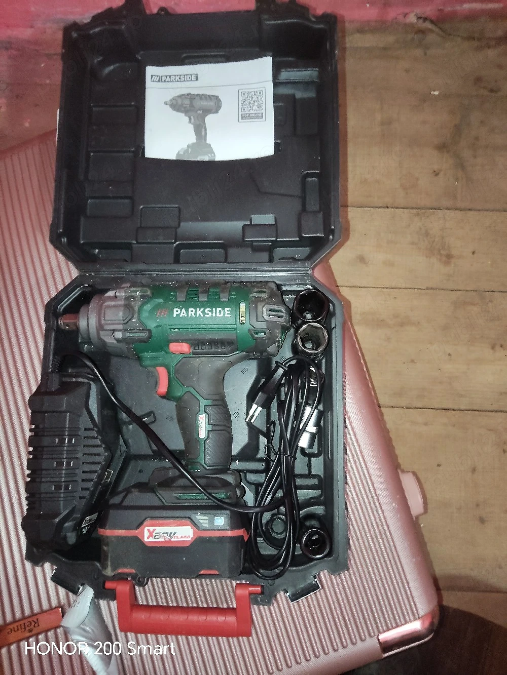 Autofetanta cu percutie cu acumulator