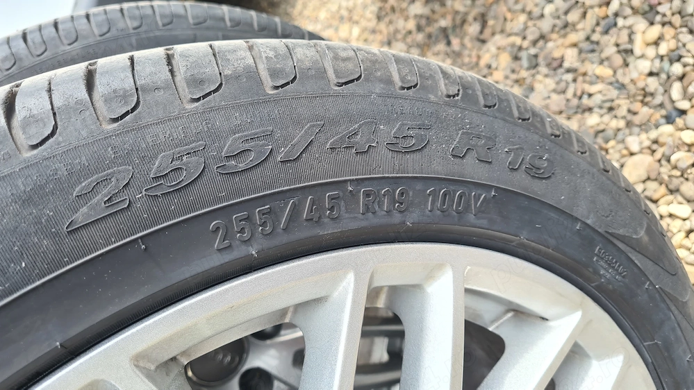 Vând Cauciucuri 255 45 19