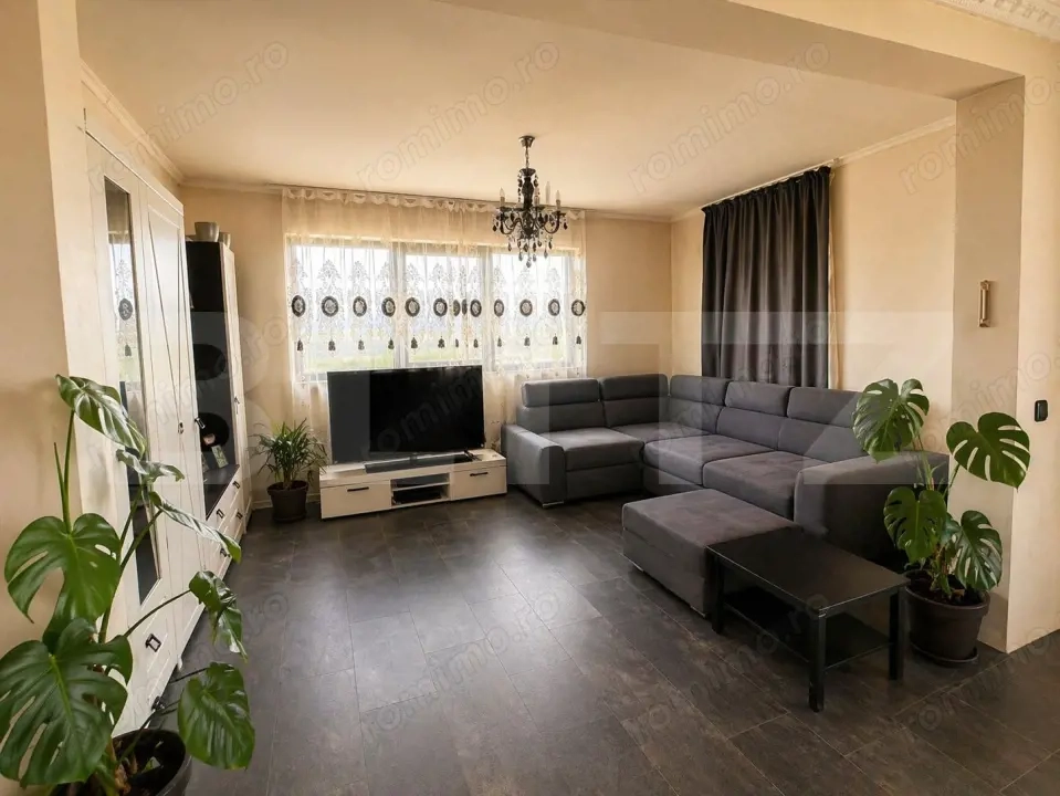 Casă individuală modernă, 196 mp utili, teren 600 mp - panoramă superbă-Dezmir