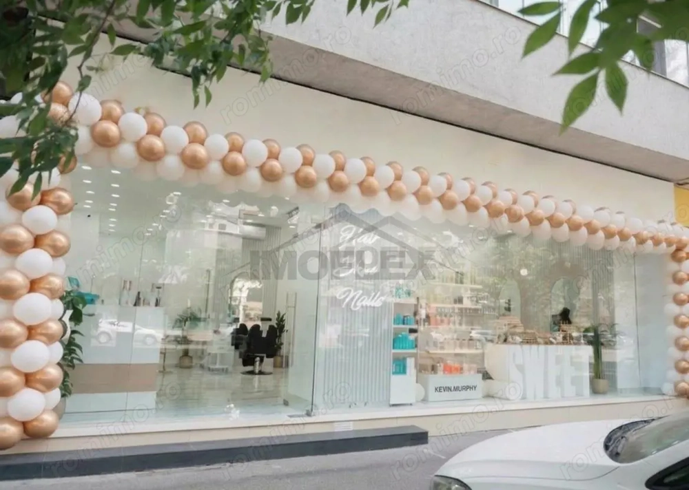 Spatiu comercial P-ta Victoriei, 117 mp utili, 10.26 ml fatada,renovat