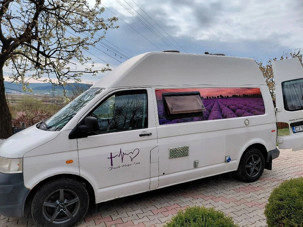 Vând Volkswagen Transporter 2005