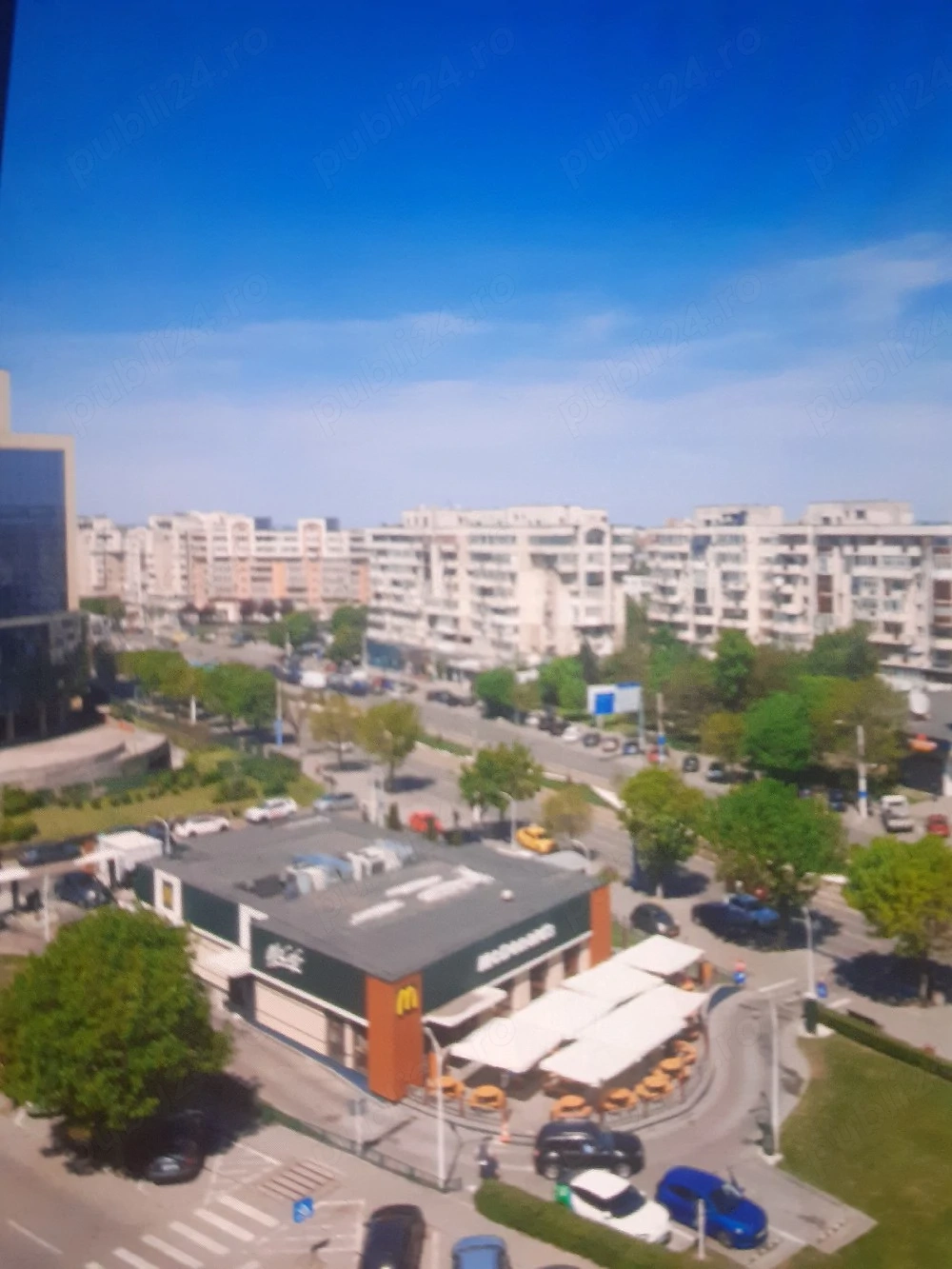 Inchiriez ap.cu Centrală termică,pe Cl.Bucuresti vis-a-vis de McDonald's 