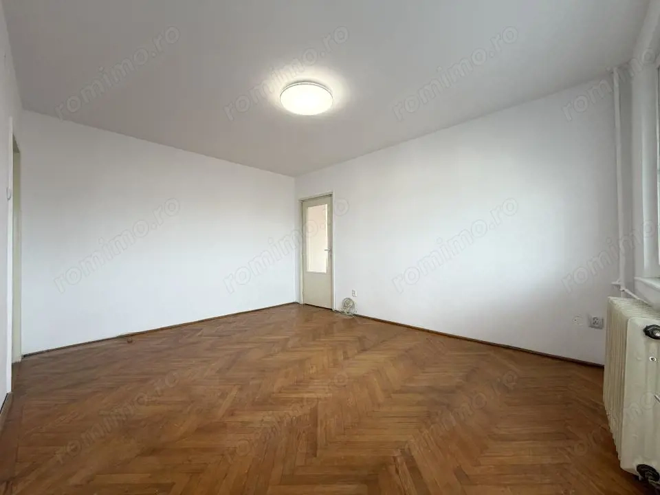 Apartament 3 camere, 68mp utili, etaj 10, lift - Punctele Cardinale