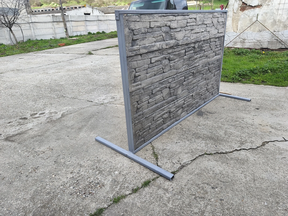 Caut colaborator sau asociat pentru producere gardului din beton cu model pe ambele părți 