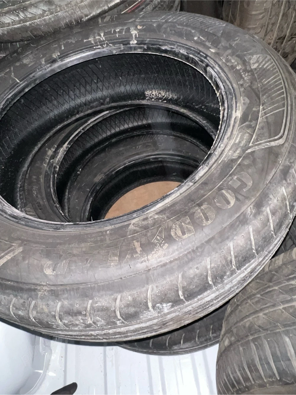 Set anvelope vara 205/60R16