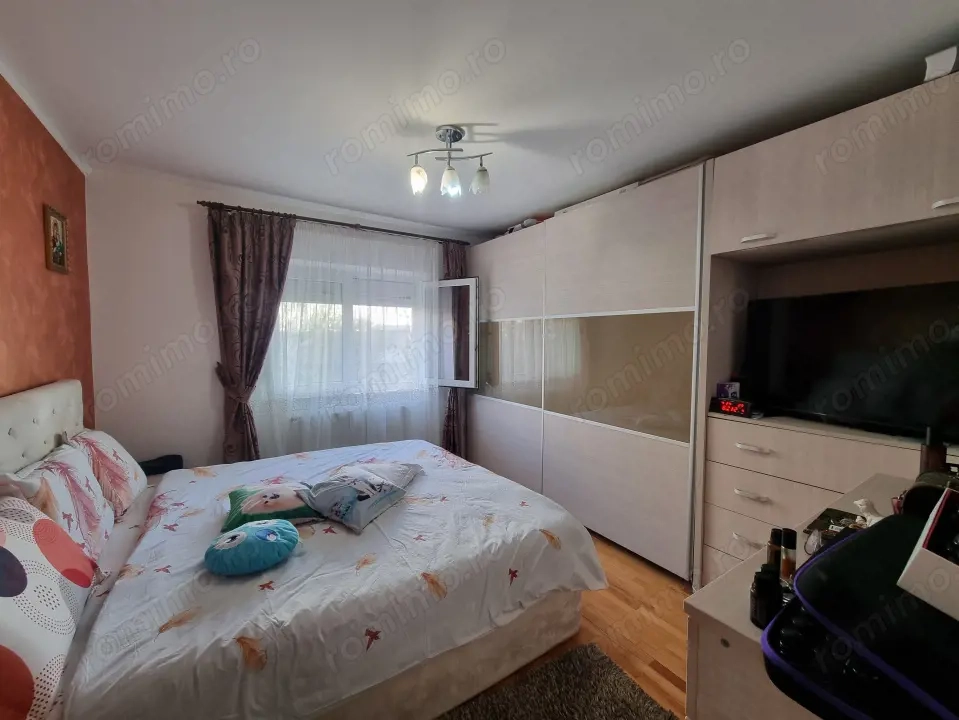 Apartament 4 camere la etajul 1, mobilat-utilat, Zona Parcul Nord