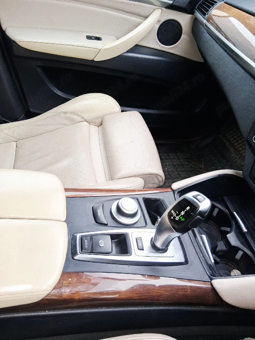 Vand sau schimb BMW X6 motor 3.0D  