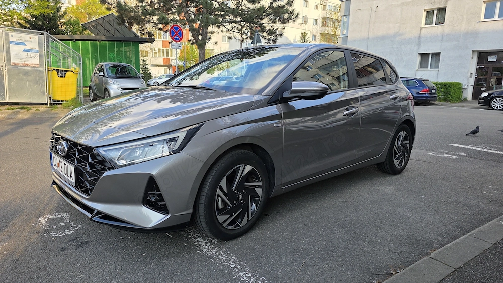 Vând Hyundai i2  km