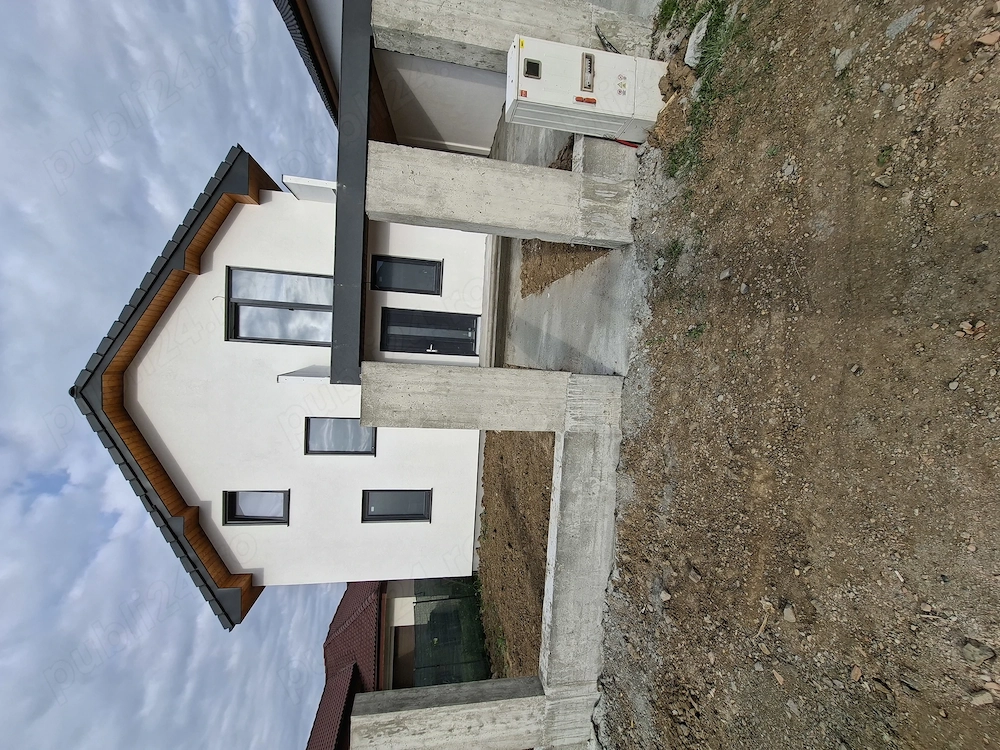 Vand casa tip P+M Martinesti