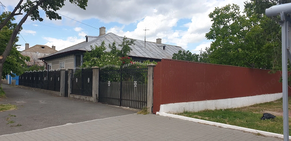 Vând casă Jurilovca 