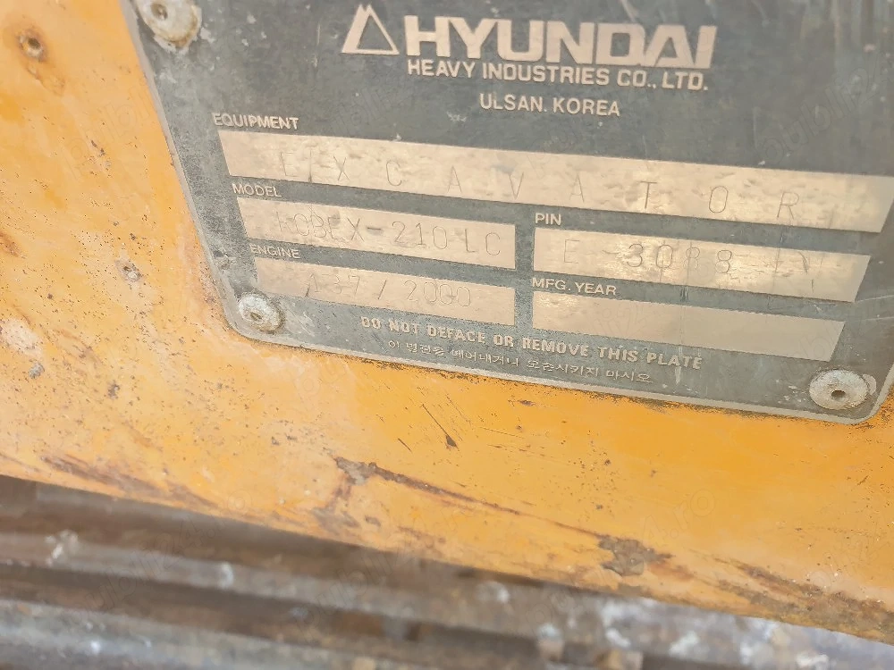 Excavator 22 T Hyundai