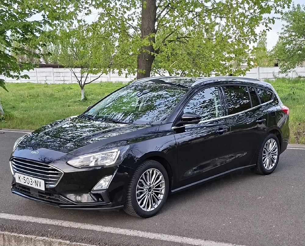 Ford focus titanium 1.0 benzina 125cp E6 cutie manuala 