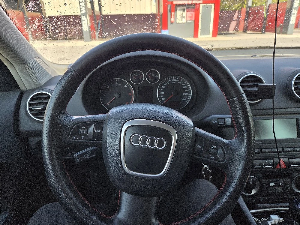 Audi A3  140cp  bkd