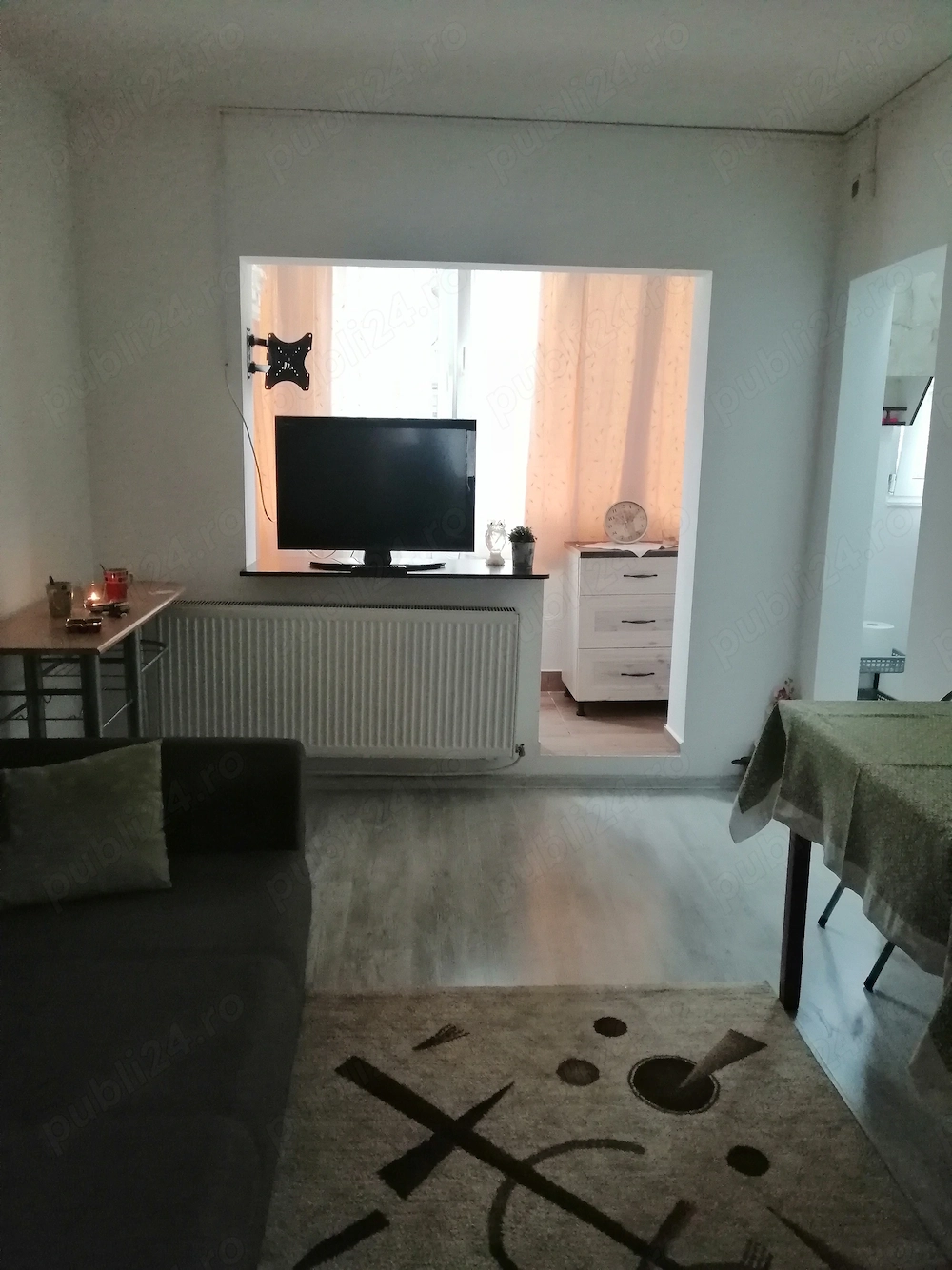 Garsoniera de închiriat Arad