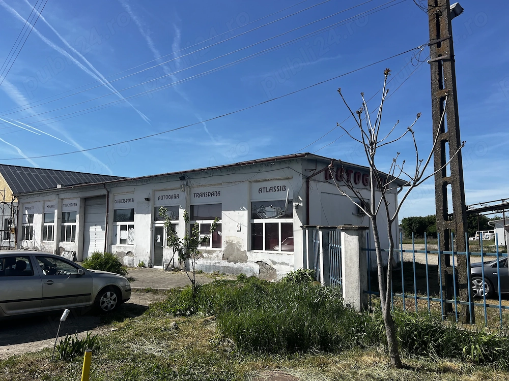 Spatiu de inchiriat + teren