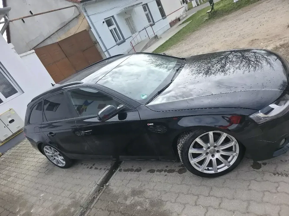 Vând Audi A4 B8 S-line 