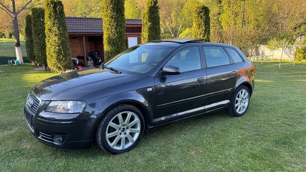 Audi A3 S-line Quattro (4x4) 2.0Tdi 170cp Panoramic 