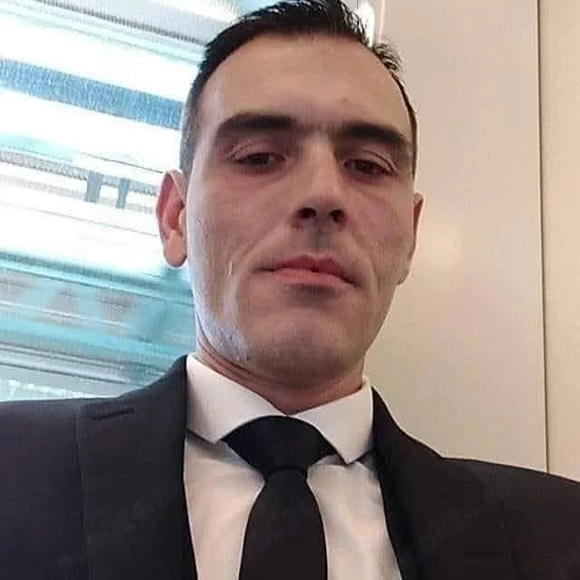 caut job ca si ospatar pe litoral 