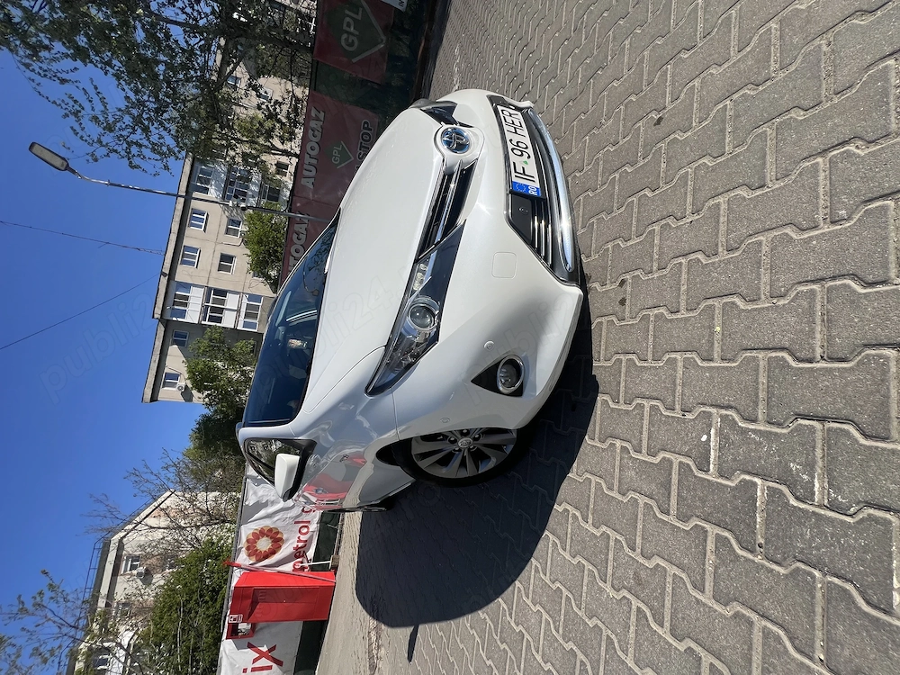 Toyota Auris 1.8 benzină +GPL