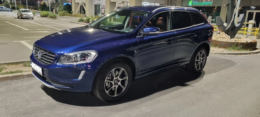 Volvo XC60 D5 Ocean Race 2015 215CP AWD