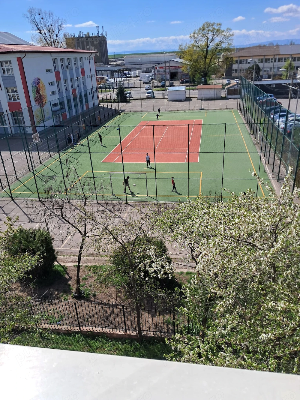 Apartament 3 camere   Gata de mutare! Aduci doar vesela și lenjeria