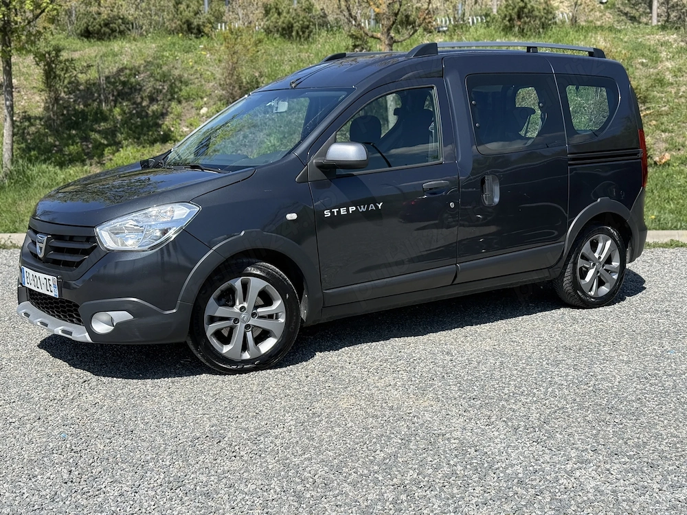 Vând Dacia dokker stepway