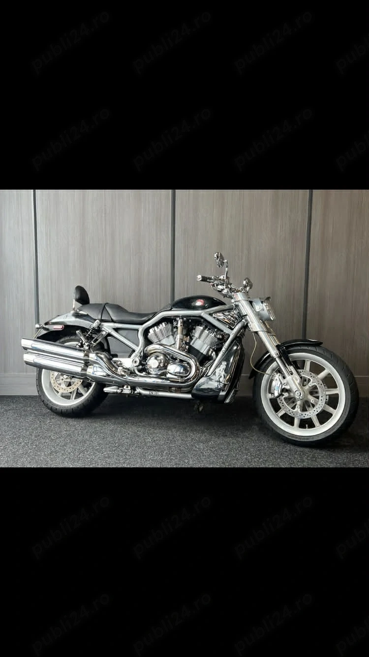 Vând Harley-Davidson 2008