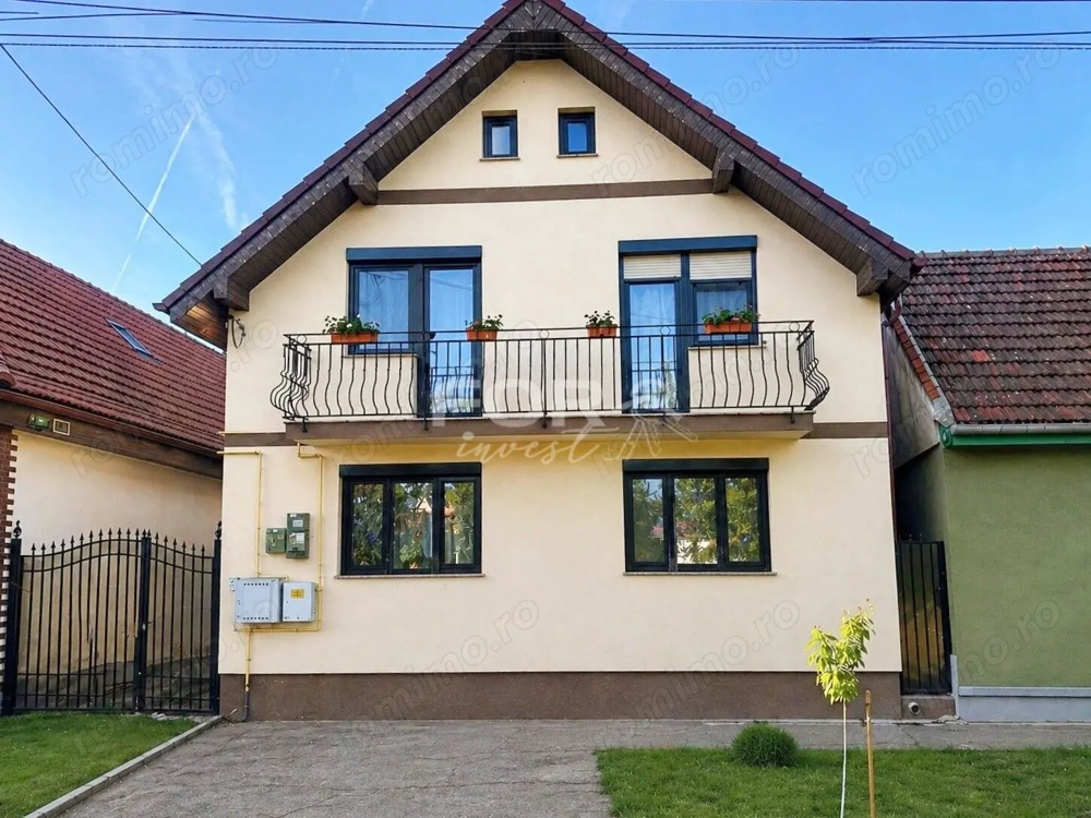 Casa 4 camere si 235 mp teren, de vanzare zona Iosia Oradea