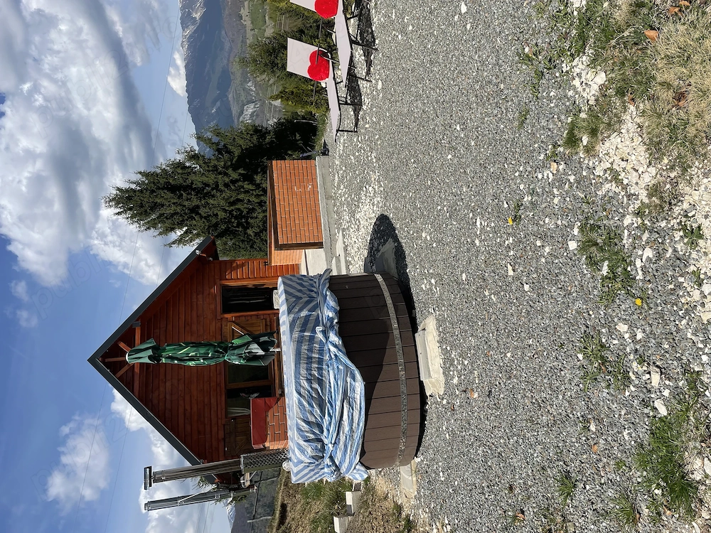 Cabana -căsuță de vacanță de inchiriat