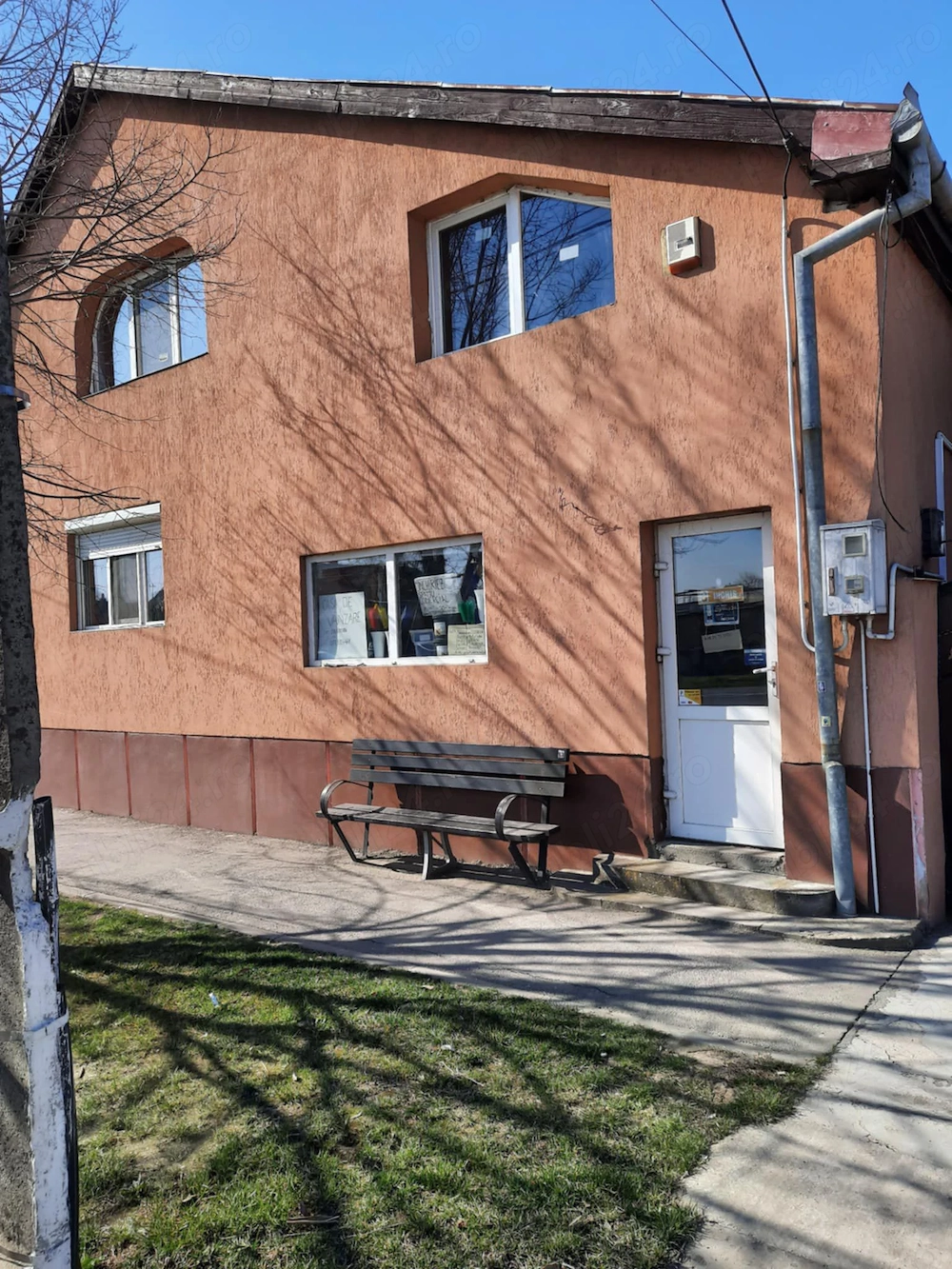 Vand sau schimb casa in localitatea Nojorid