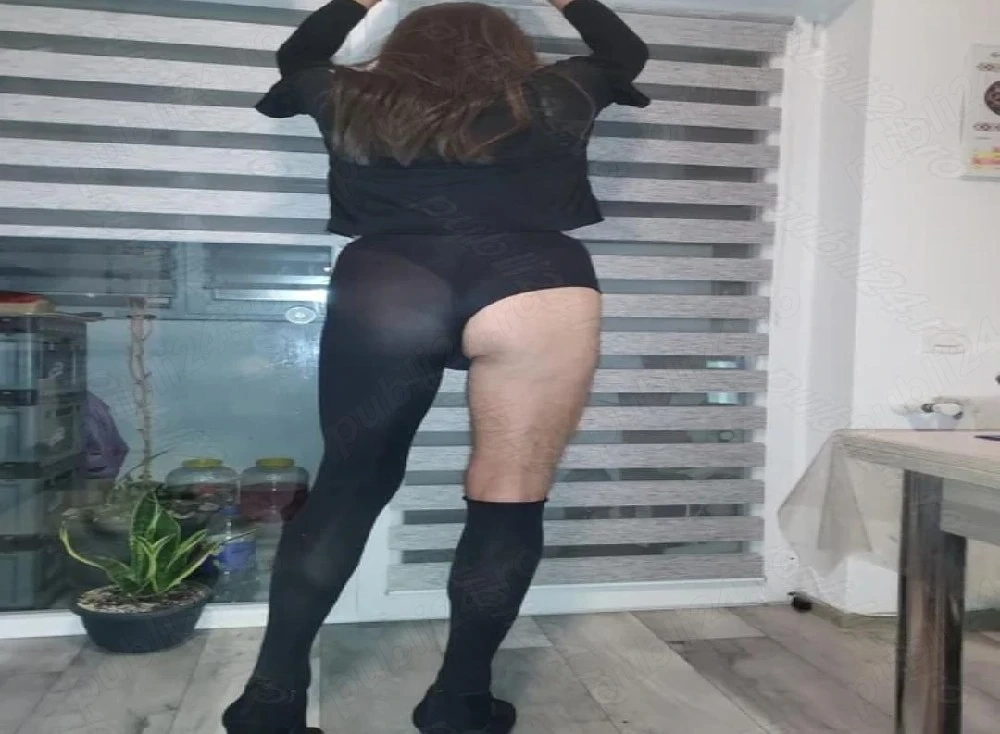 Buna sunt Pasiv cu chef de nebuni fierbinti .Am loc  in Sibiu .Suna si hai .Am loc .