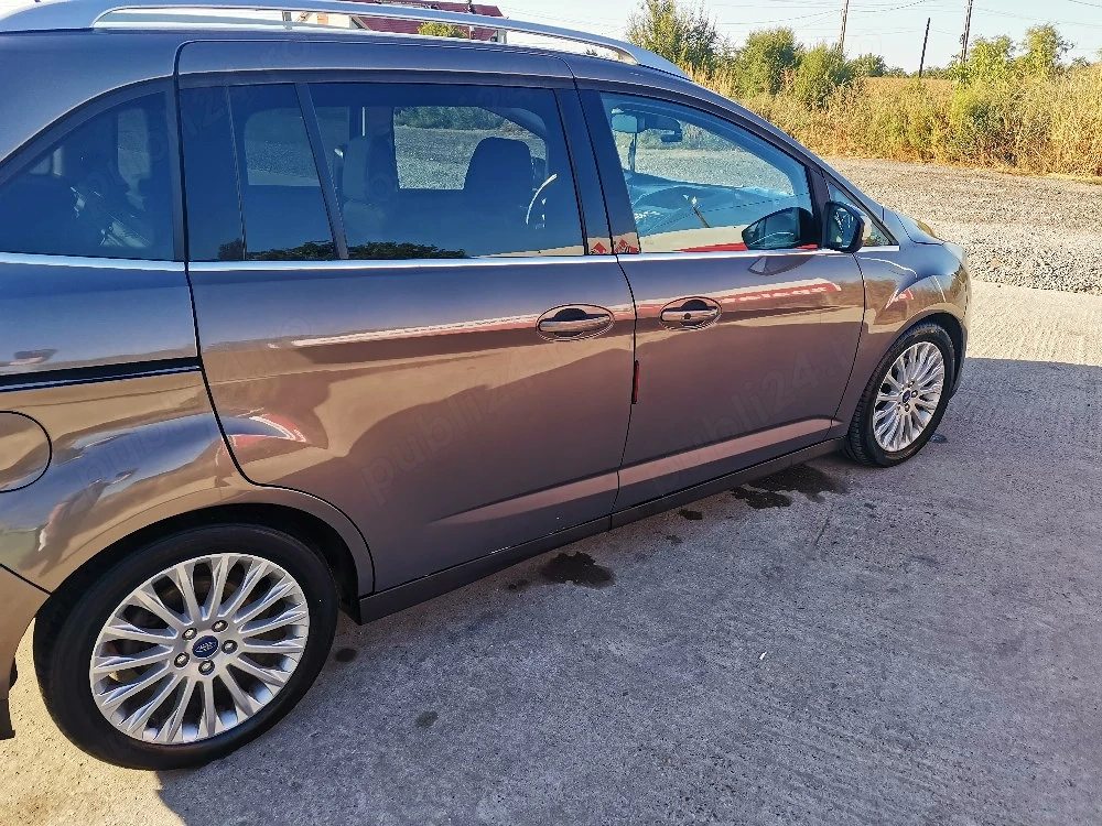 Vând Ford Grand C max 7 locuri  