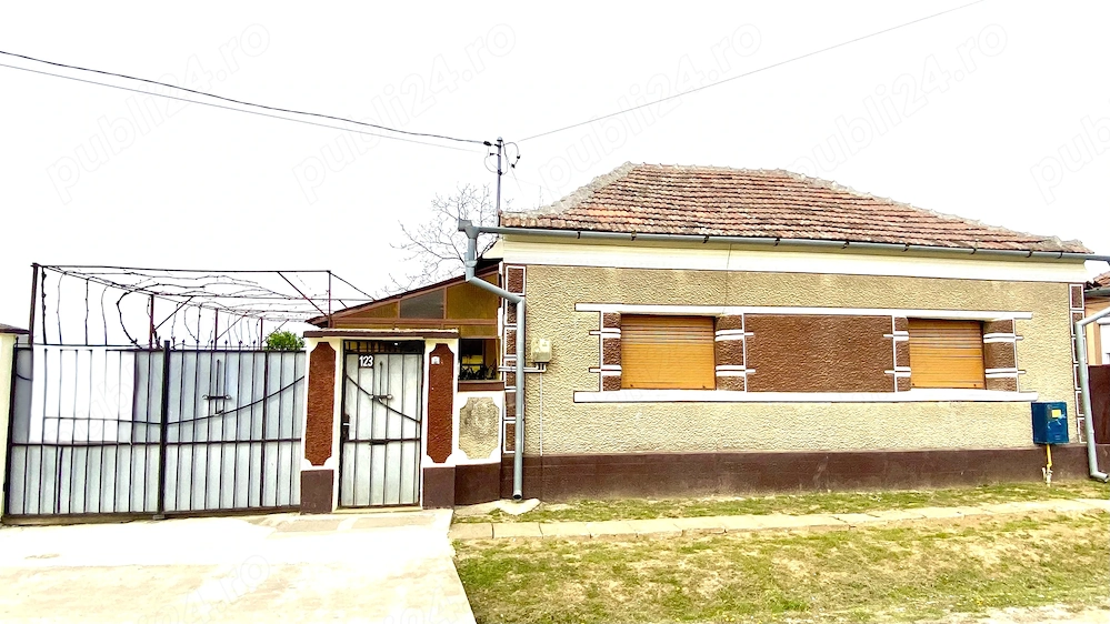  Casă cu teren mare si curte amenajata, de vânzare în Cordău   Locație excelenta!