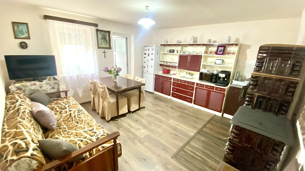 Proprietate locuibila cu teren si libertatea de a crea ceva al tau - locatie excelenta!