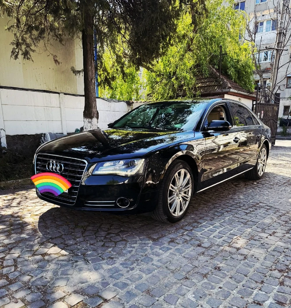 Vând Audi A8 3.0 Quattro