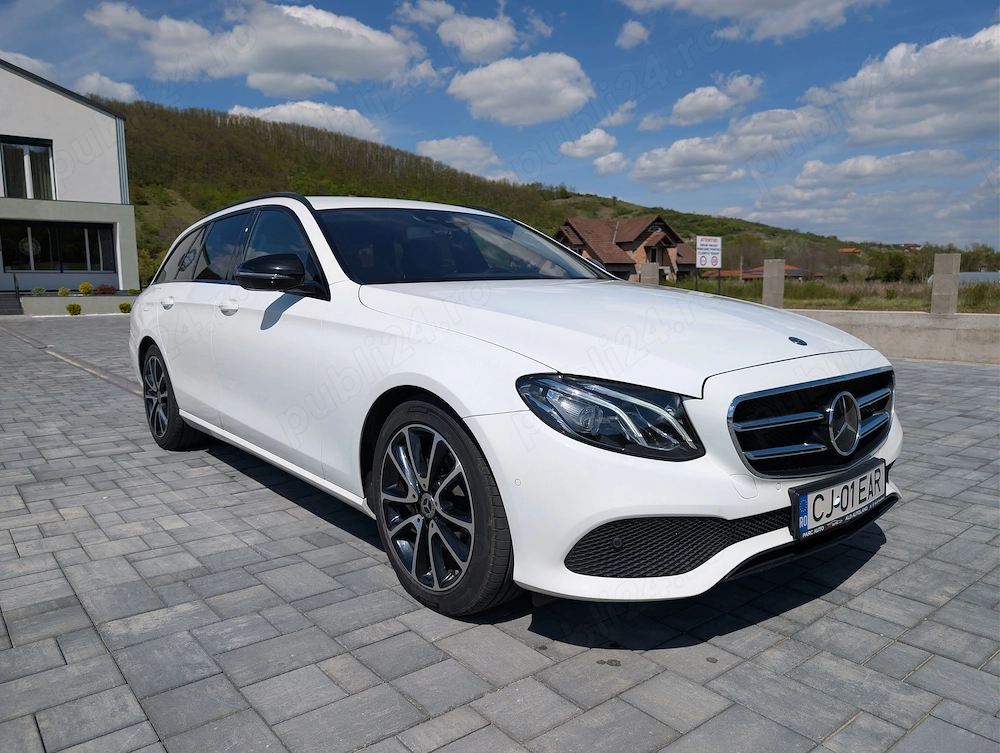 Mercedes-Benz E 220d T-Modell Aut