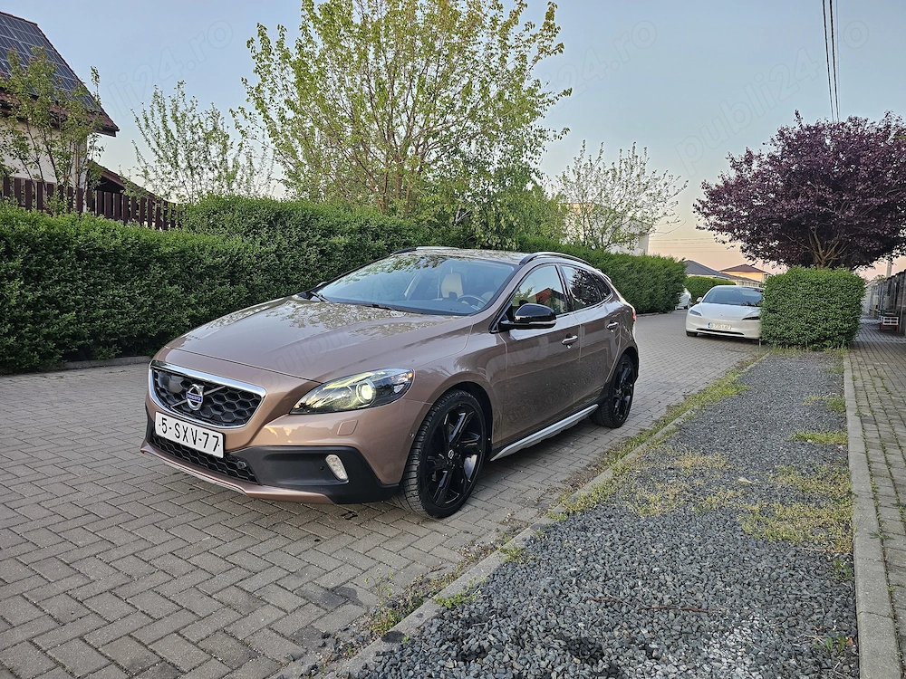 Volvo V40 cross country 1.6 diesel
